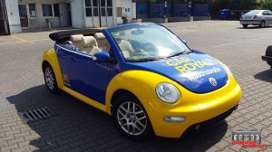 VW Beetle Folierung Car Wrapping Gelb Blau Car Royal (16)