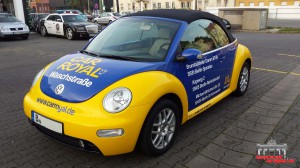 VW Beetle Folierung Car Wrapping Gelb Blau Car Royal (5)